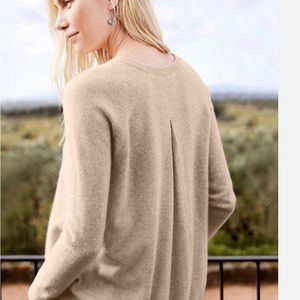 Gray Cashmere Back-Pleat Sweater M